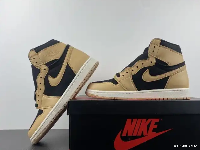 1st Kicks OG Heirloom High Jordan Air 555088-202 1 0620